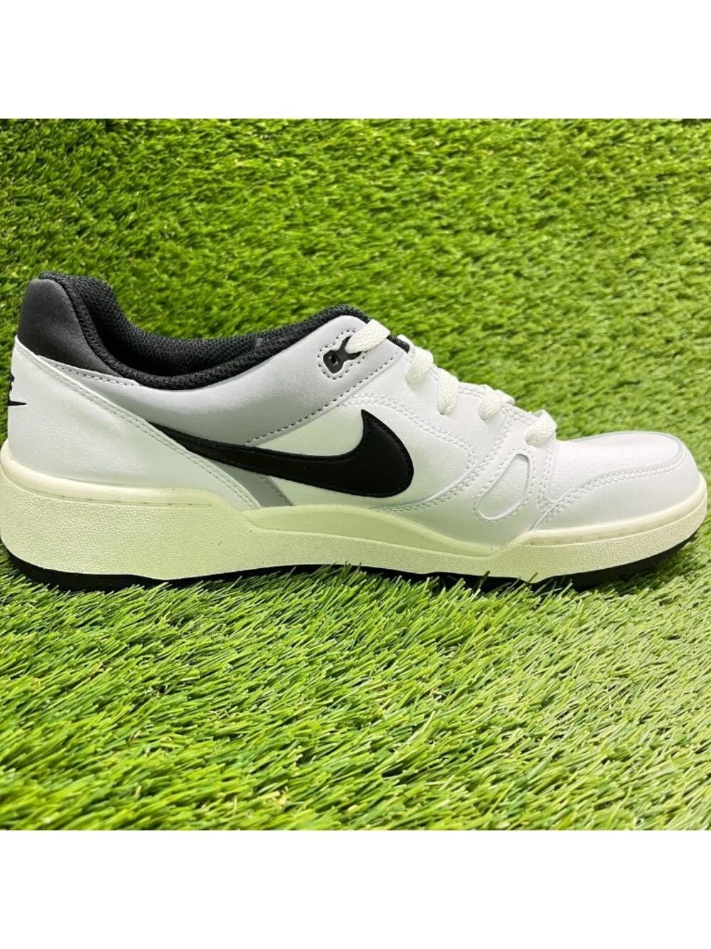 Nike Full Force Low Mens Size 10.5 White Black Athletic Leather Shoes Sneakers